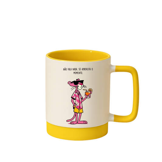 Caneca com Base de Silicone e Alça Emborrachada I Não fala nada, só aproveita o momento